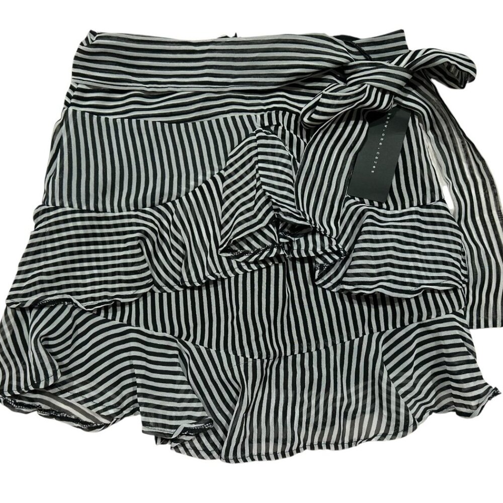WOMEN'S KNOW ONE CARES MINI BLACK & WHITE STRIPE RUFFLE PARTY SKIRT SMALL NWT